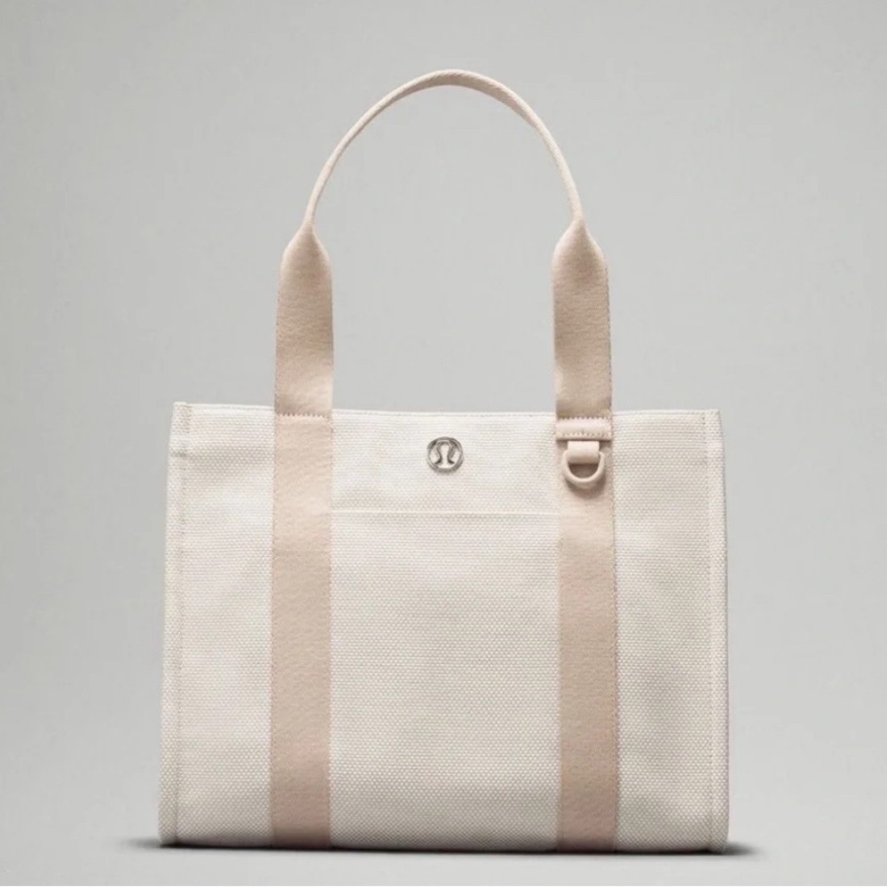 🆕 Lululemon Two Tone Canvas Tote Bag Large 10L Mojave Tan Light Ivory